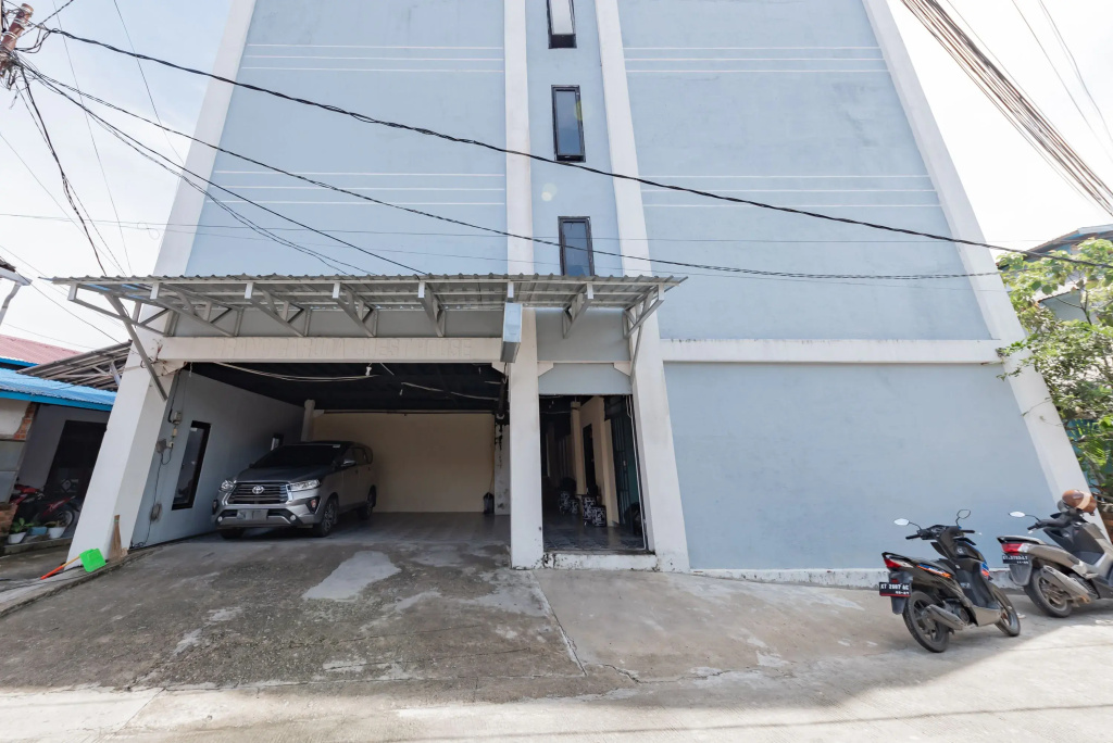Urbanview Hotel De Grand Garuda Balikpapan