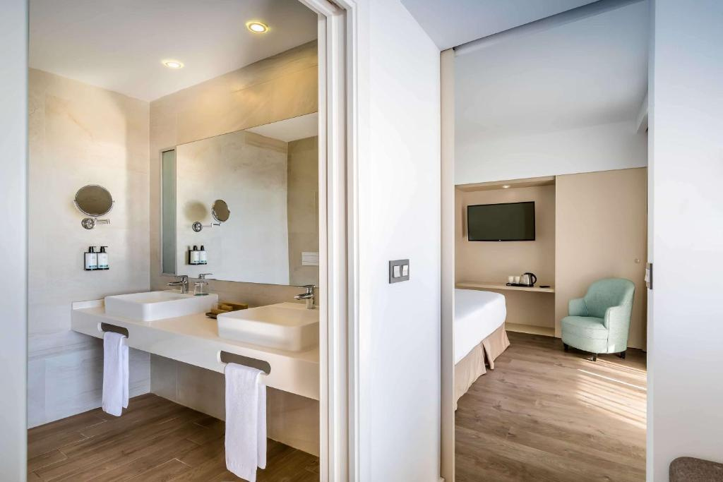 Hotel photo 43