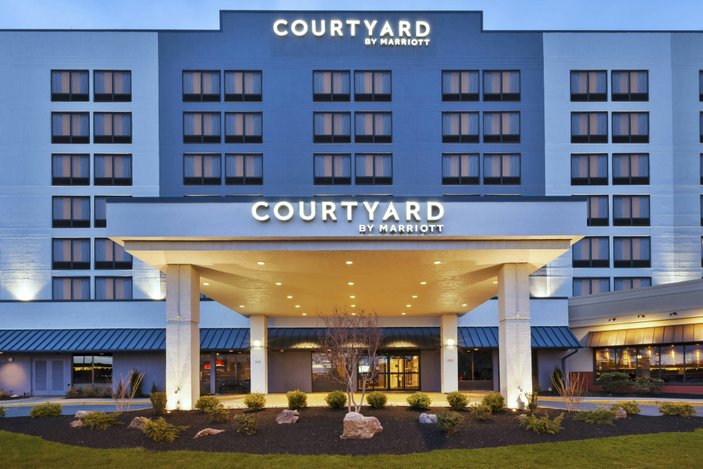 Courtyard by Marriott Secaucus Meadowlands — фото