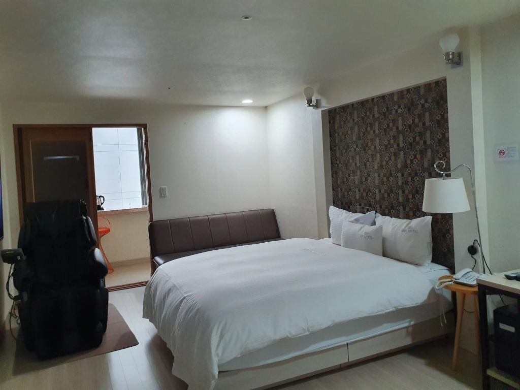 CNN Hotel — 3