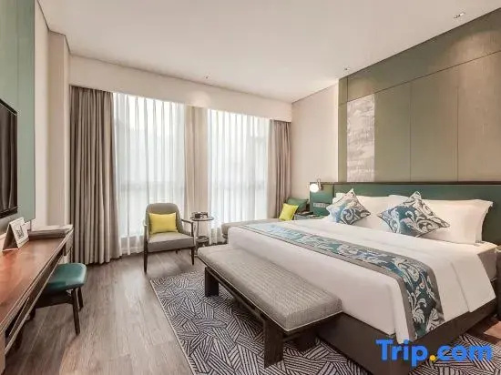 Deluxe Double room (full double bed)