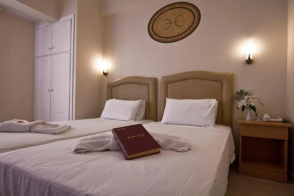 Standard Double room with balcony full double bed