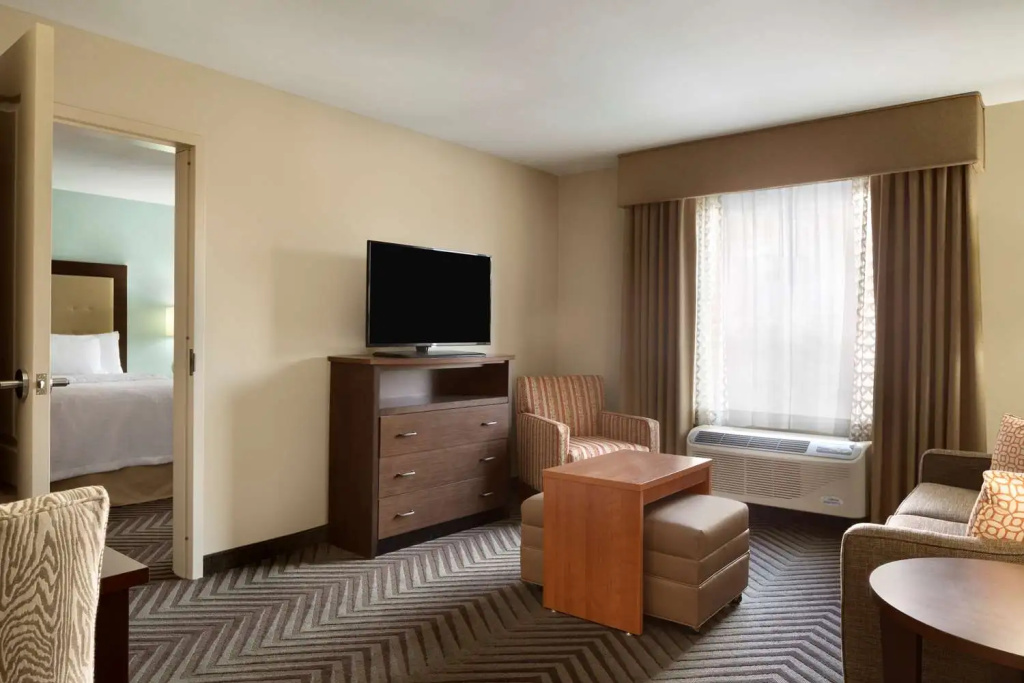Homewood Suites by Hilton Kalamazoo-Portage - Chambres