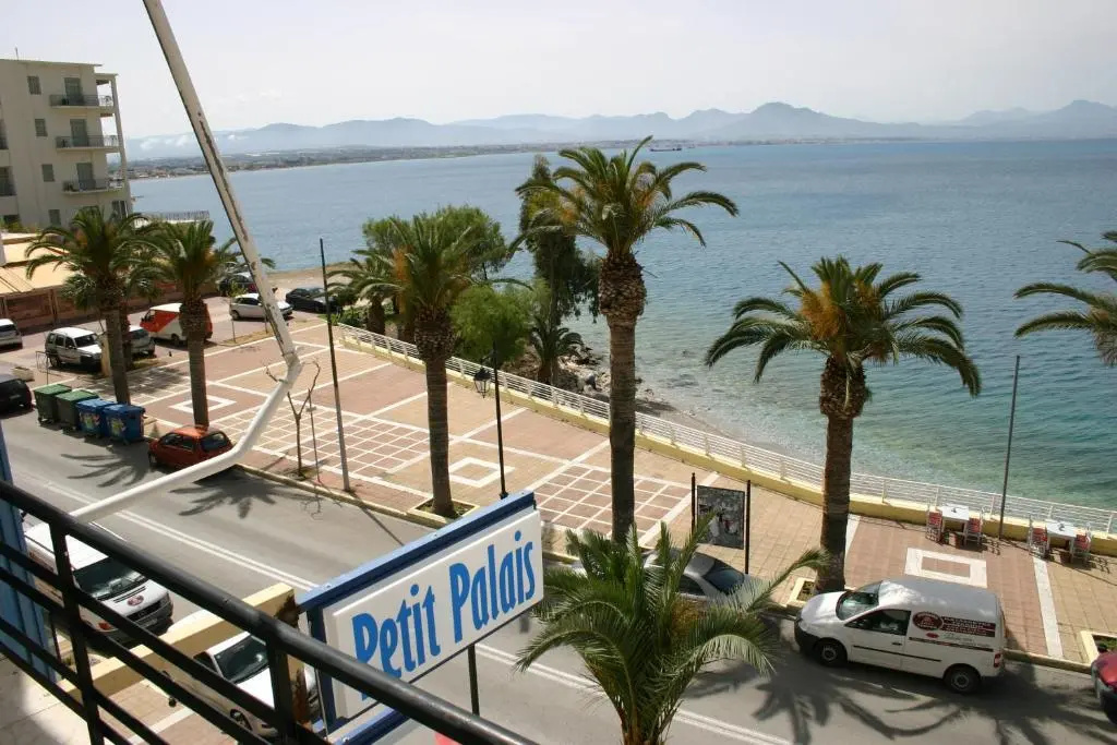 Beach & Waterfront