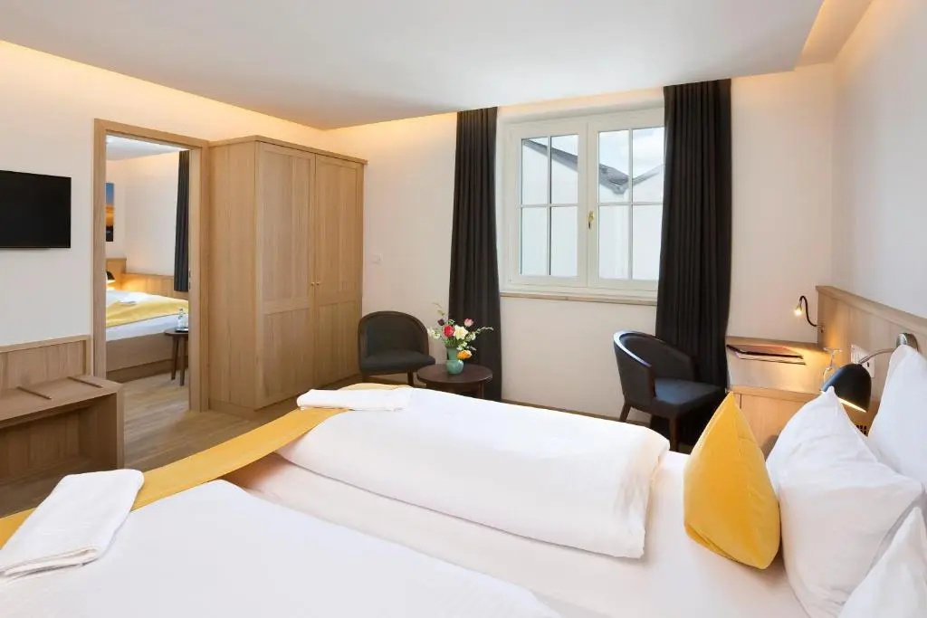 Hotel Hirsch - Chambres