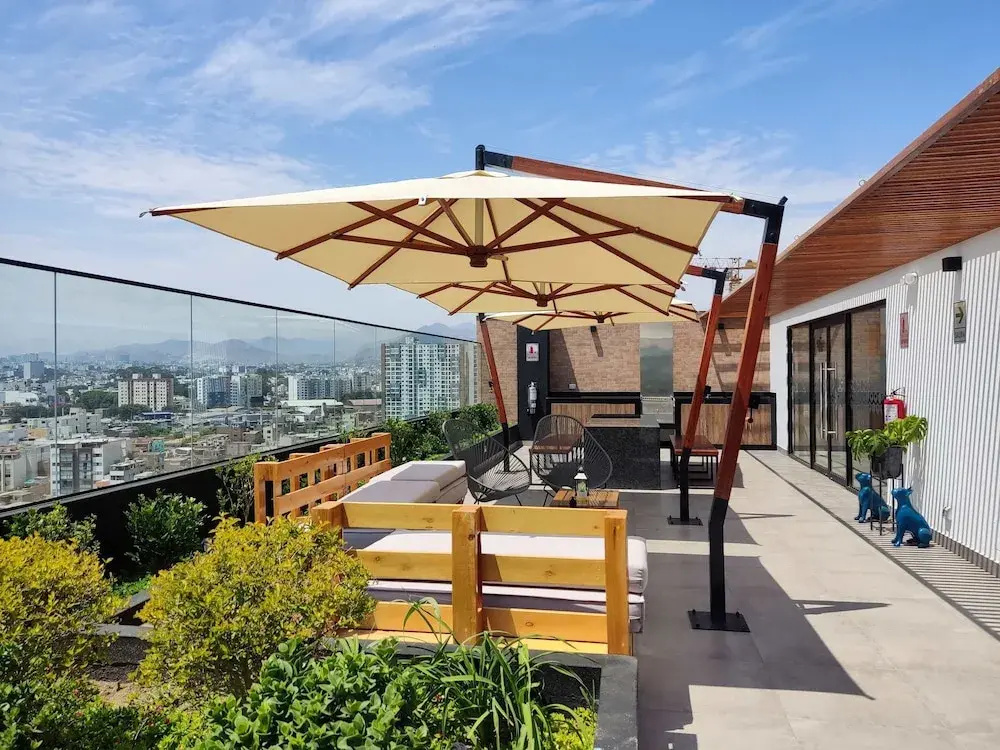 w Engaging 2BR in the Heart of Barranco
