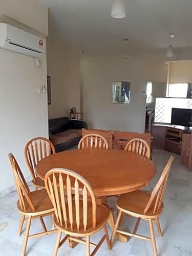 Century Suria Service Apartment (Private Residential) 1