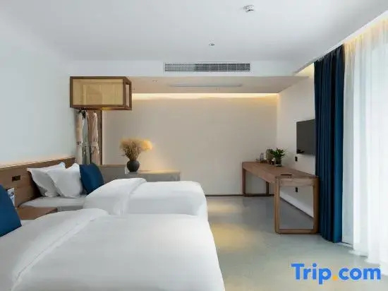 Standard room with view