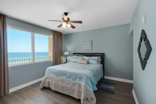916 Shores of Panama