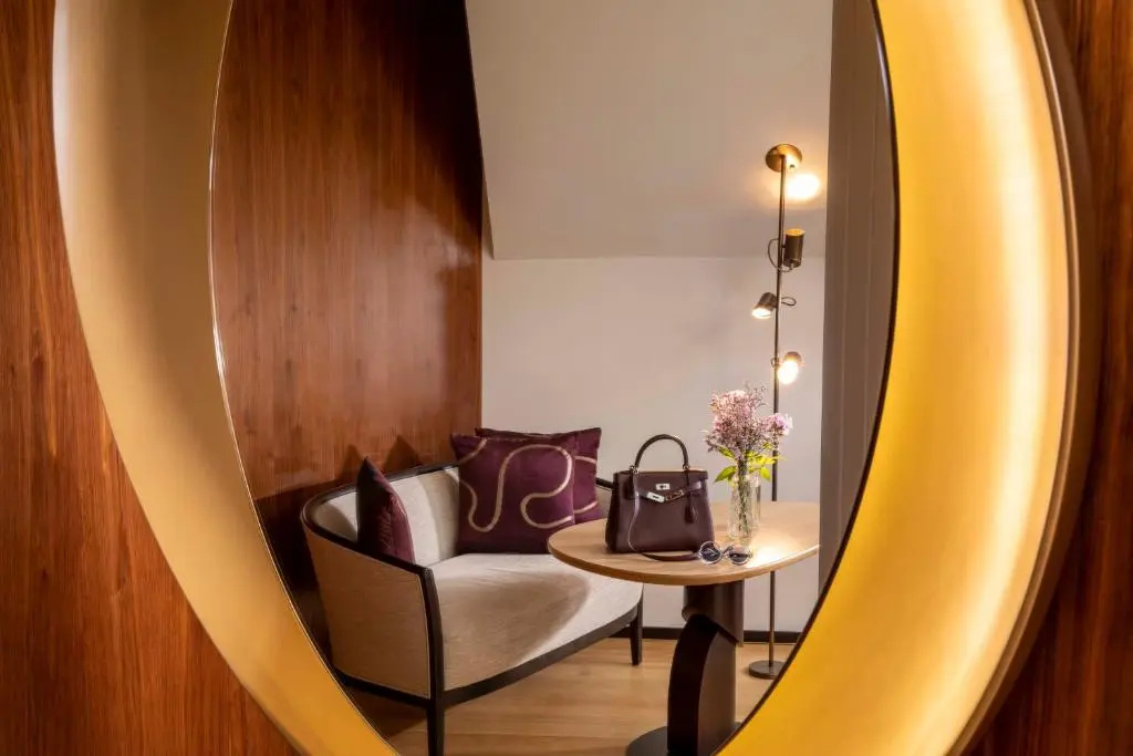 Hotel Maison FL 87