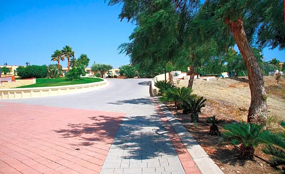 Beach & Waterfront