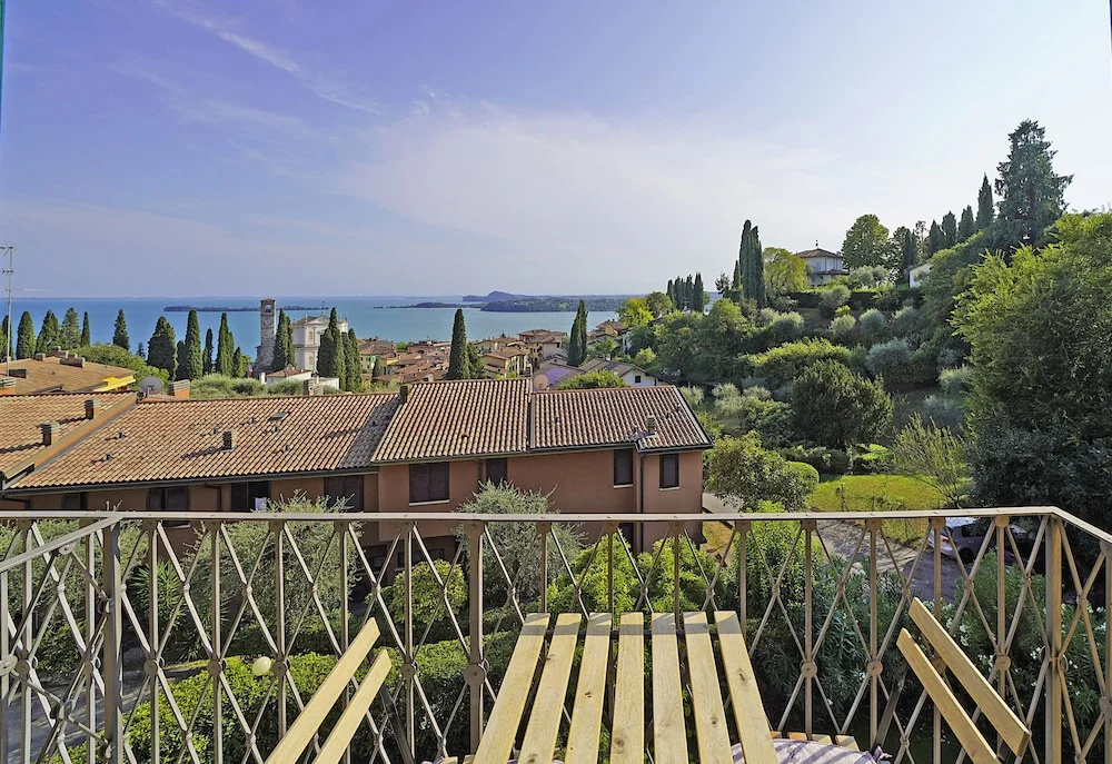 Blue Vista in Gardone Riviera
