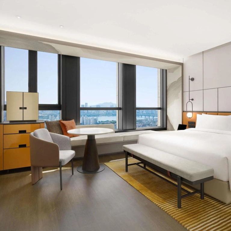 Pullman Ambassador Seoul Eastpole