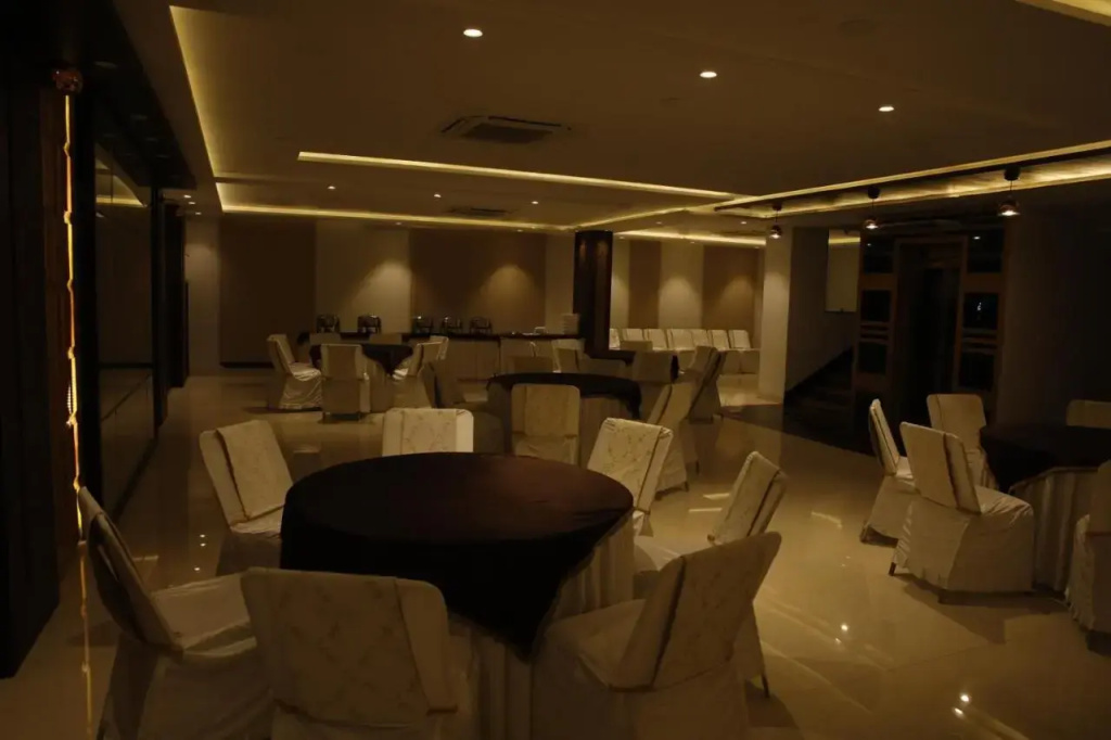 Hotel photo 12