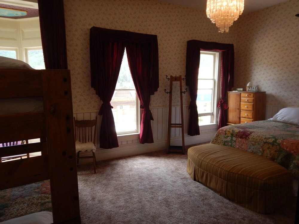 Image 12