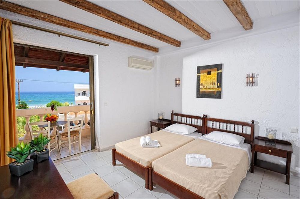 Aggelo Hotel by null