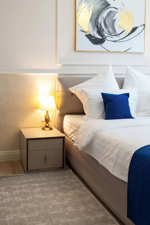 Standard Double room with river view (full double bed)