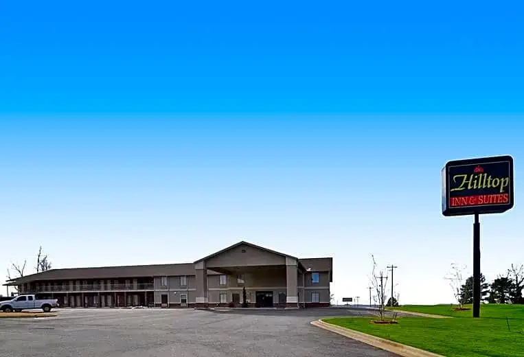 Hilltop Inn and Suites