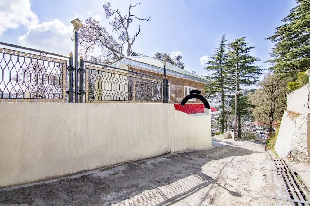 GuestHouser 2 BR Boutique stay 2472