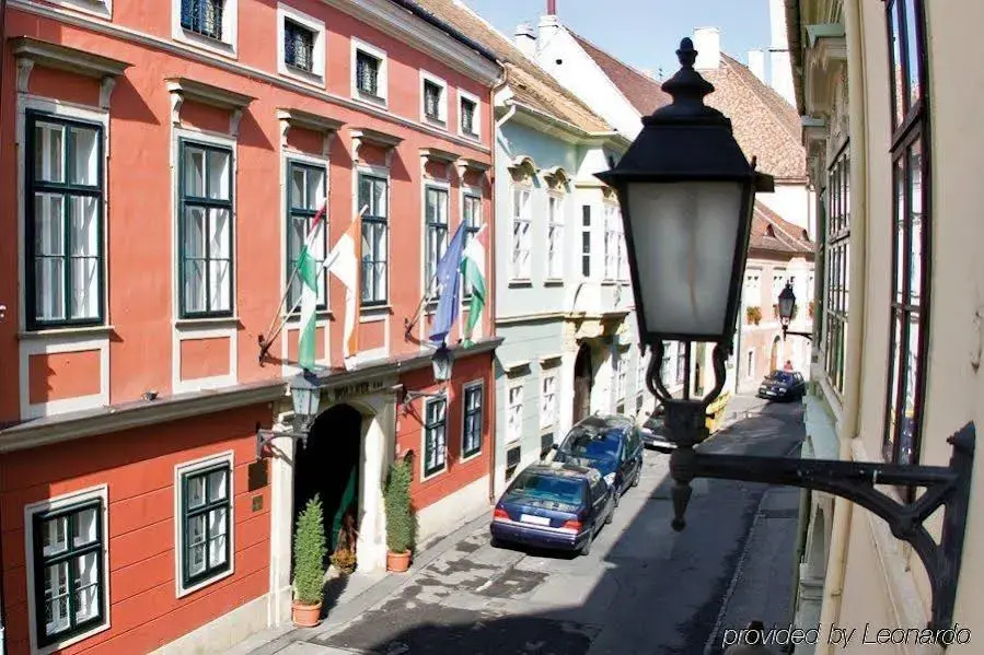 Hotel photo 37