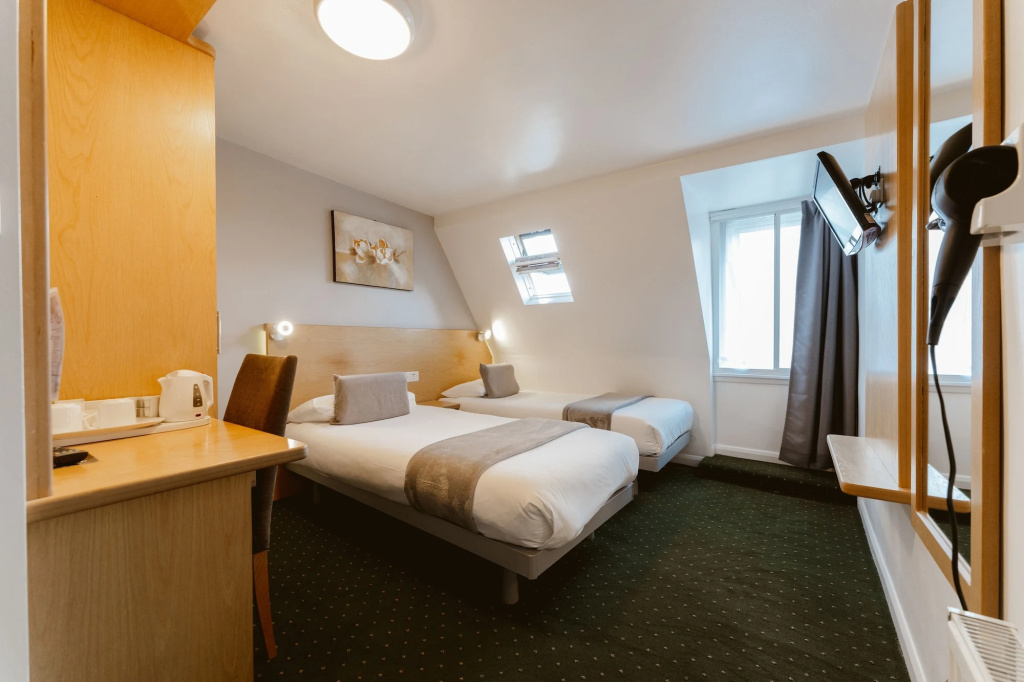 Отель Star Hotel в Лондоне