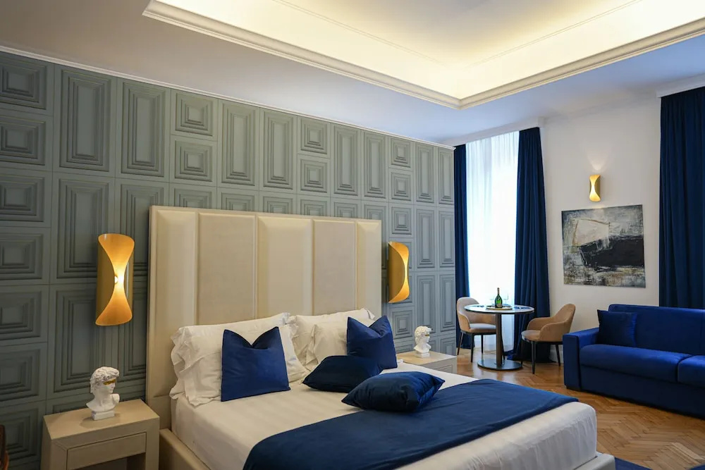 Deluxe Suite