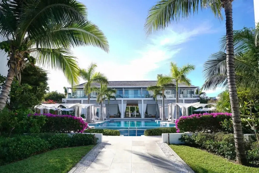 Luxe Oceanfront Penthouse Hot Tub Daily Cabana