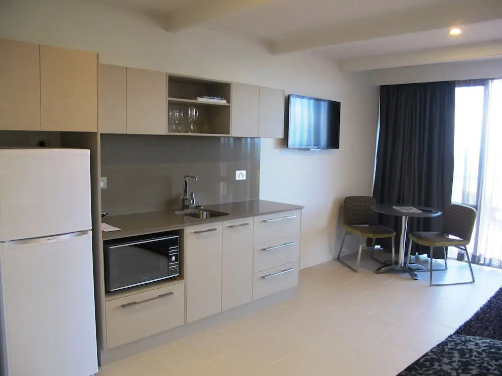 Double Studio (full double bed)