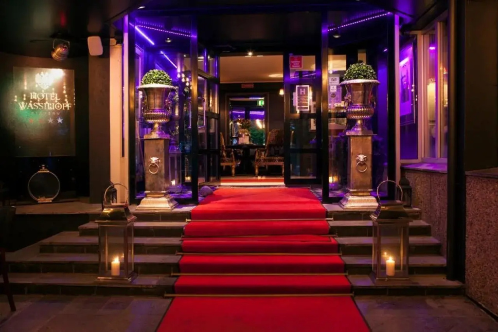 Hotel photo 12