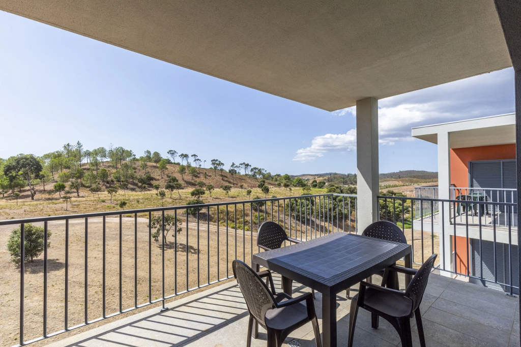 Balcony & Terrace