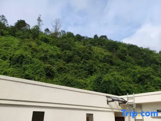 Shanwan Yujing Hotel (Detian Transnational Waterfall Scenic Area)