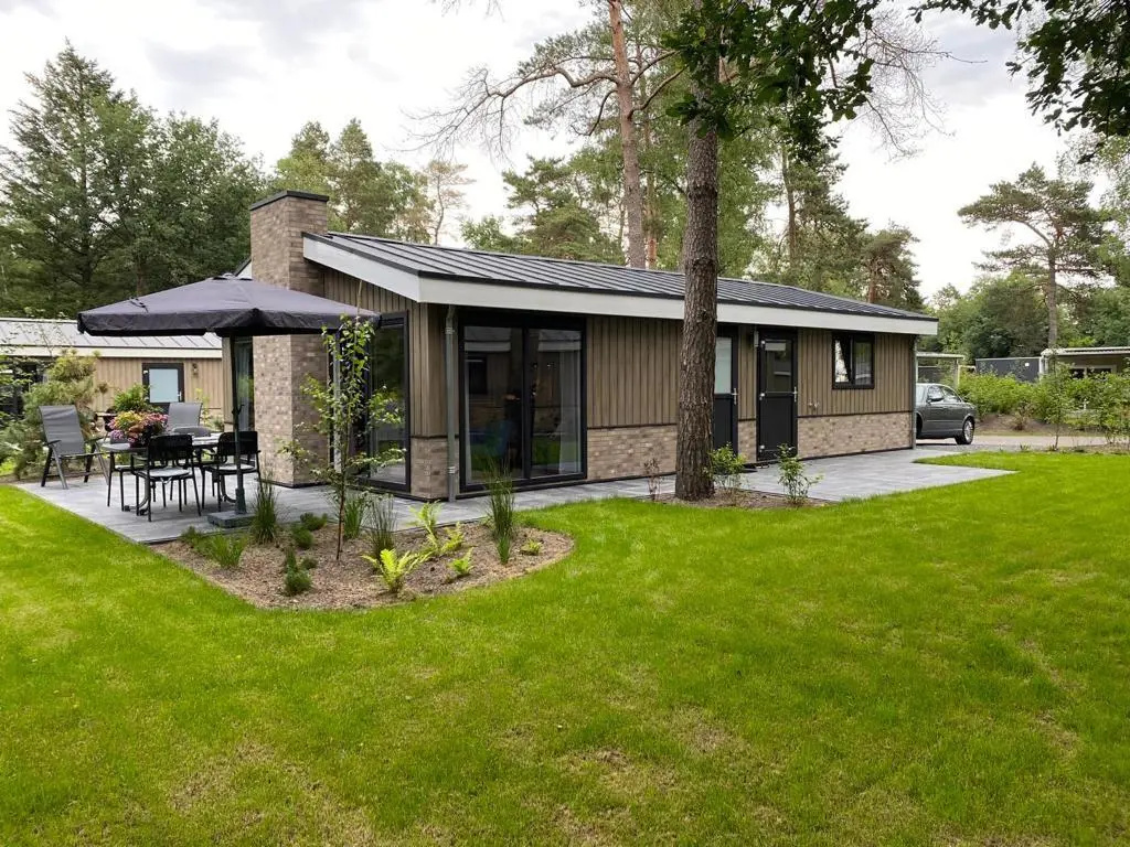 2 Bedrooms Chalet
