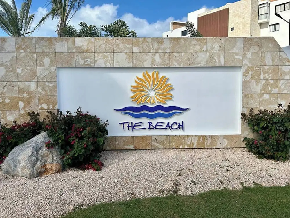 Modern 2bdrm Apt Lagoon-style Beach Downtown