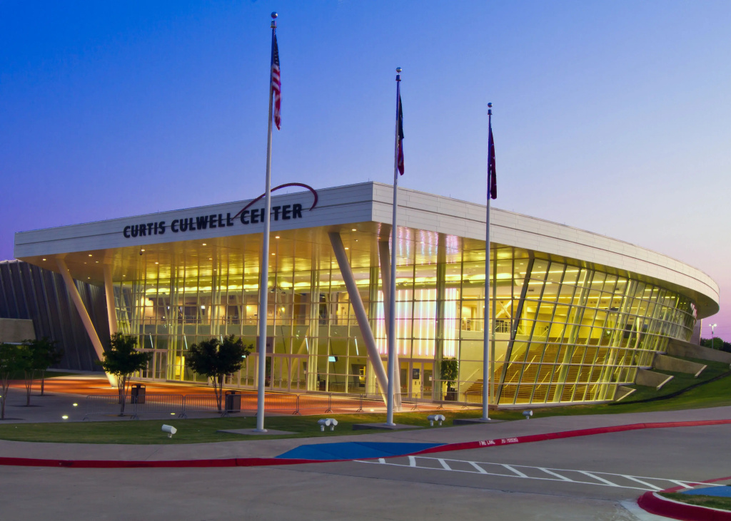 Holiday Inn Garland by IHG