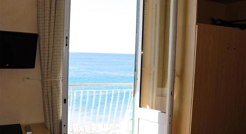 Balcony & Terrace