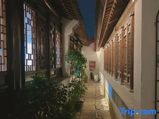 Balcony & Terrace