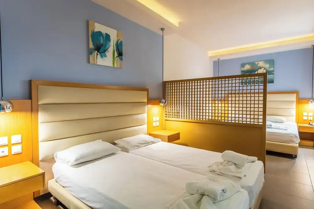 Standard Quadruple room with balcony