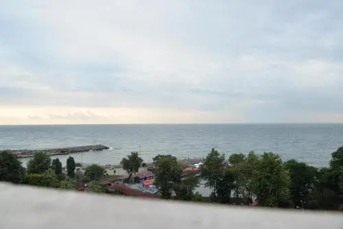 Beach & Waterfront