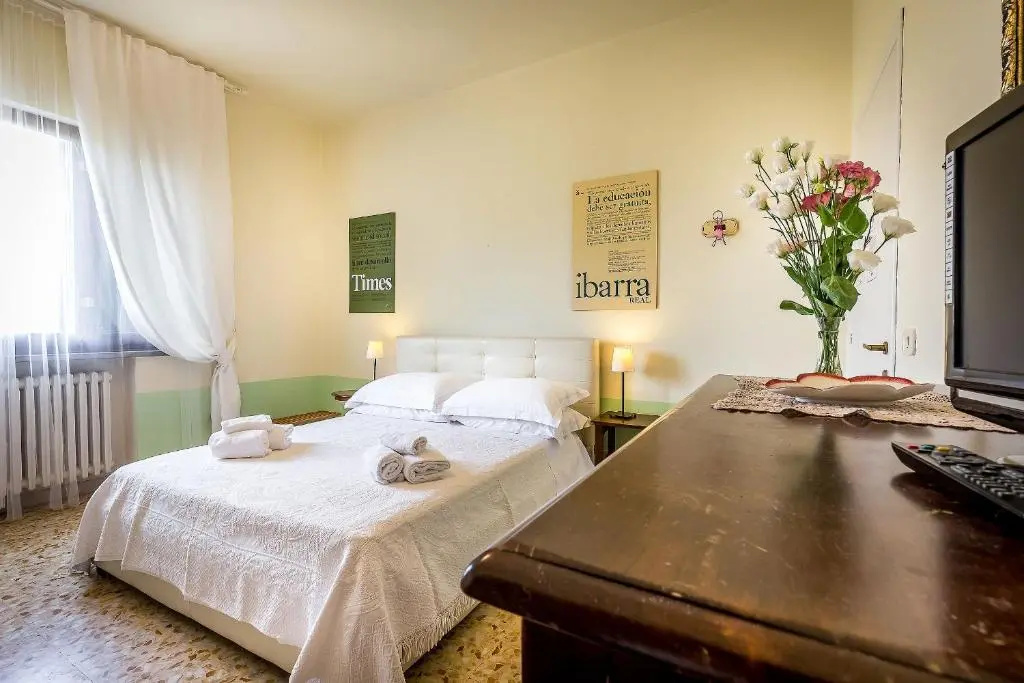 Standard Double room (full double bed)