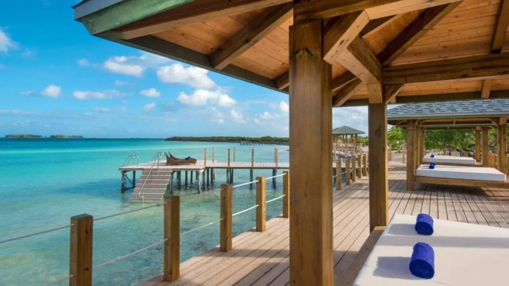 Beach & Waterfront