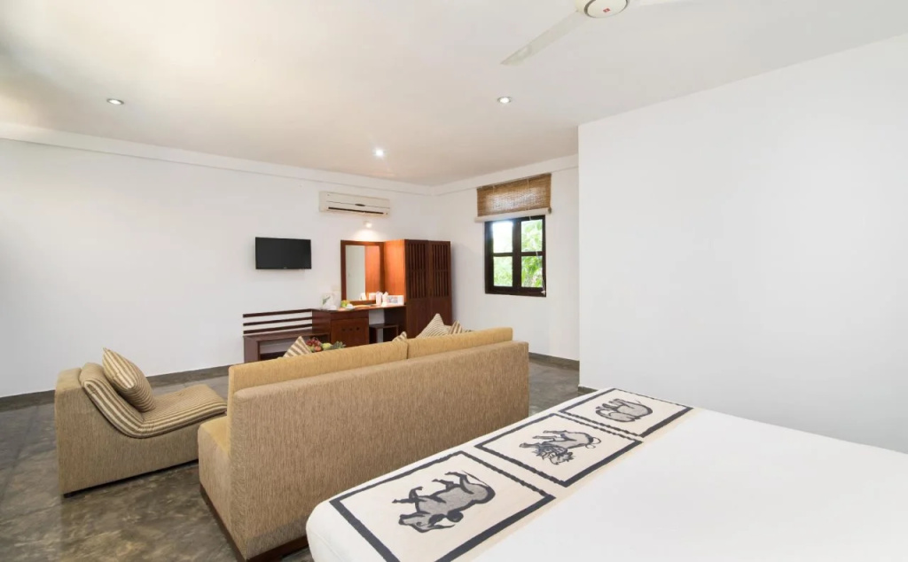Camellia Resort and Spa