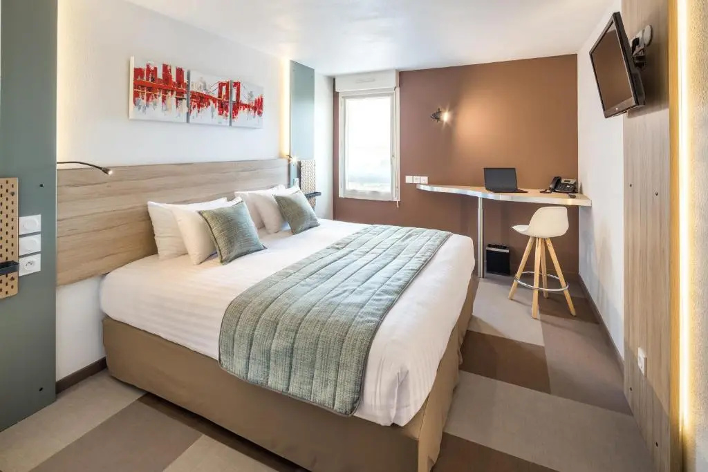 Carre Pau Airport Hotel - Chambres