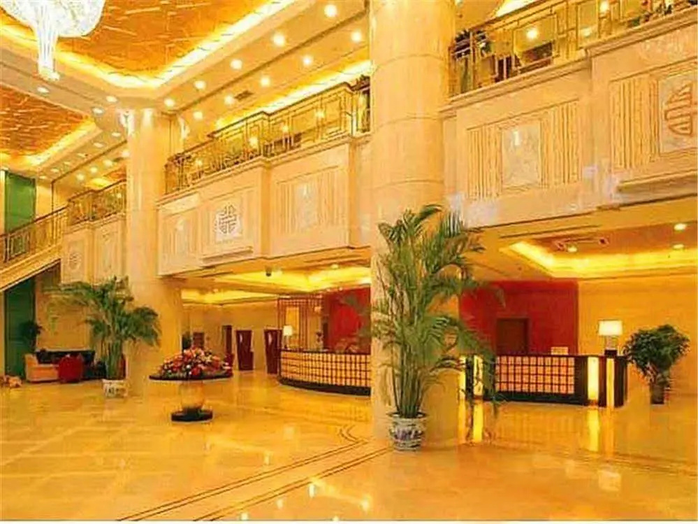 Chengde Tianbao Holiday Hotel - фото 2