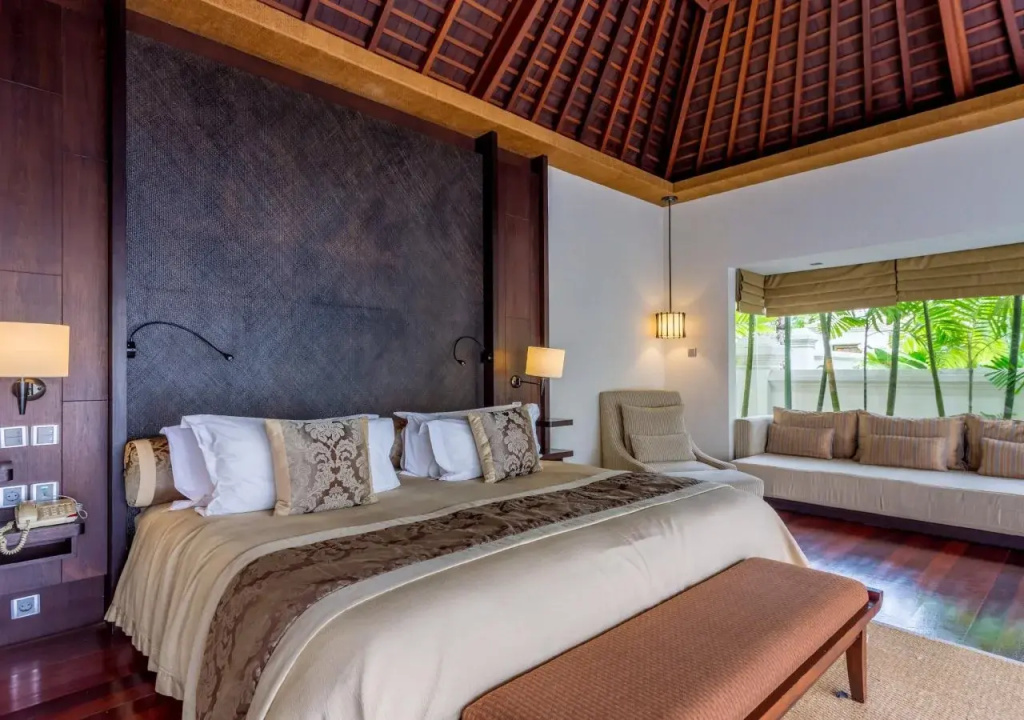 The Royal Santrian Serenity Villas By The Sea — фото