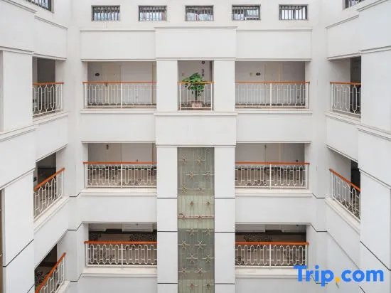 The New Dongyuan International Hotel
