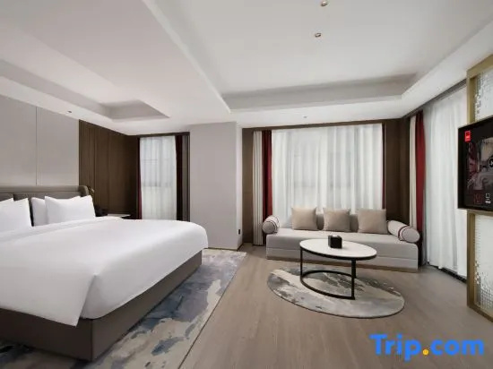 2 Bedrooms Suite