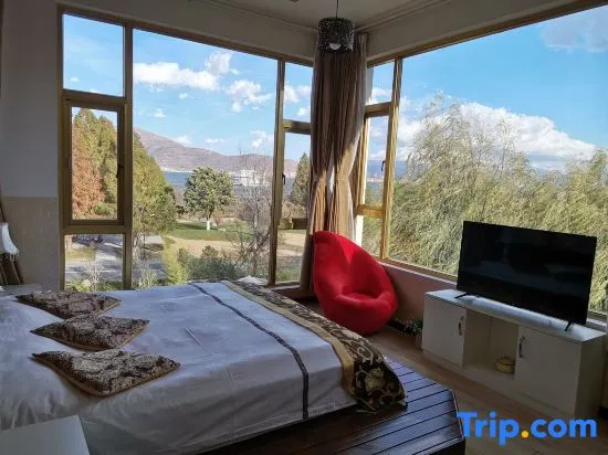 Standard Double room with view (full double bed)