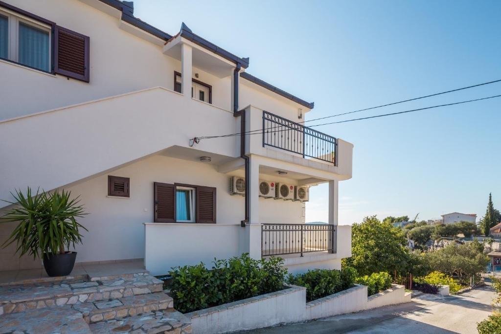 Apartments Panorama Trogir image