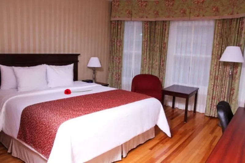Quality Inn & Suites Downtown - Chambres