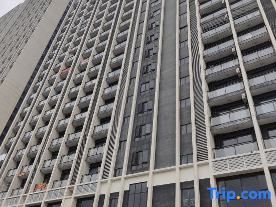 Foshan Dreamscape Scenery Apartment